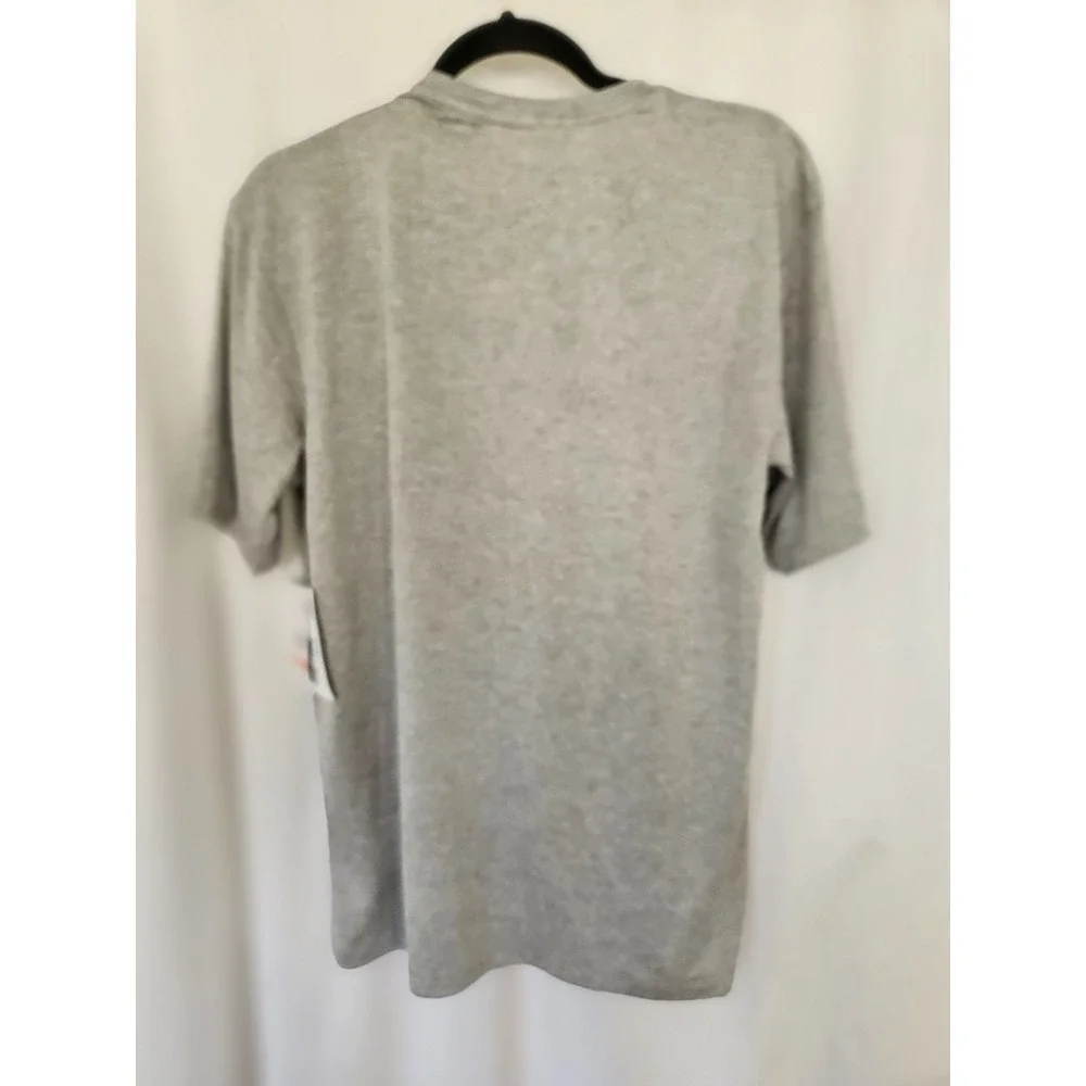 Trunks Surf &‎ Swim Co T-shirt S Mens Coral UPF 50+ Beach Ocean Pool Vacation